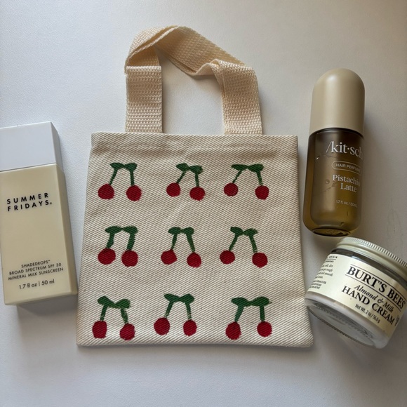 𐙚 Mini Cherry Hand Painted Tote Bag 🍒 - Picture 2 of 4